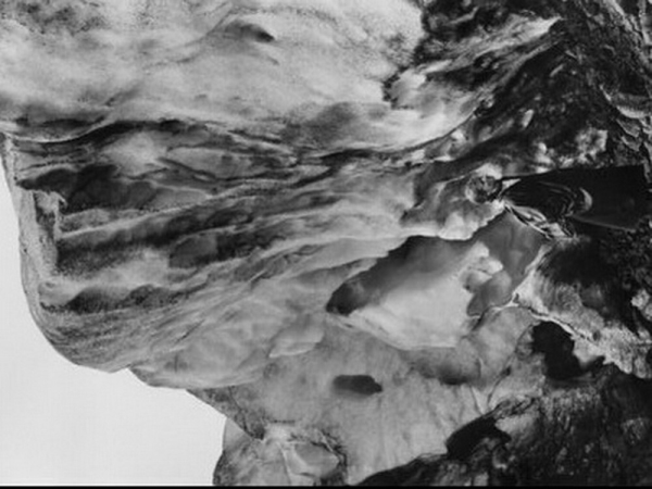 Glaciers and Their Streams